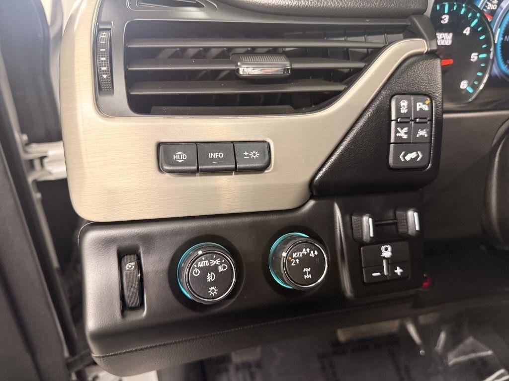 Used 2019 GMC Yukon XL Denali w/ Denali Ultimate Package image 16