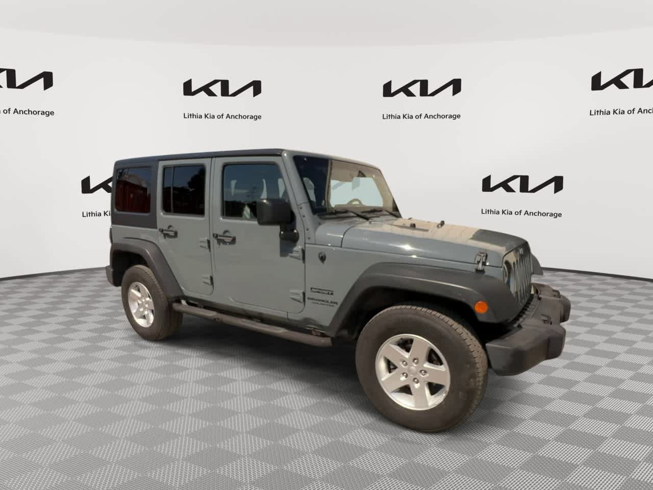 Used 2014 Jeep Wrangler Unlimited Sport w/ Quick Order Package 24S AWD/4WD image 3