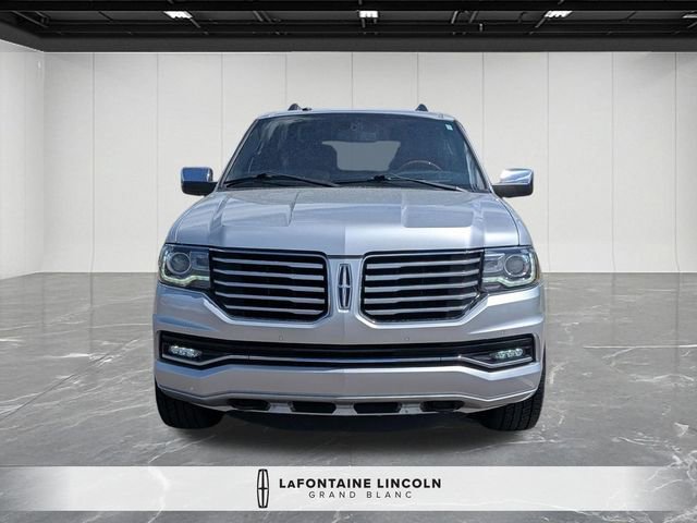 Used 2017 Lincoln Navigator Select AWD/4WD image 8