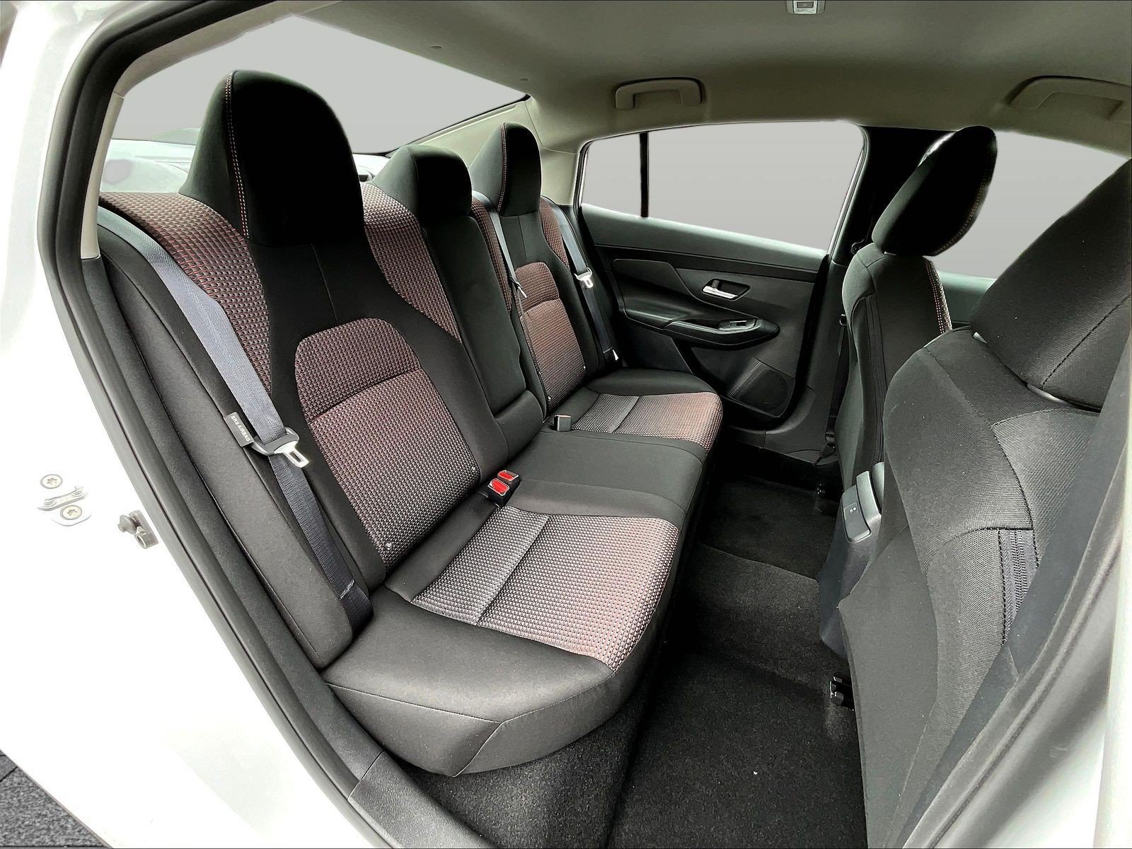 New 2026 Nissan Sentra SR w/ SR All Weather Package FWD image 11