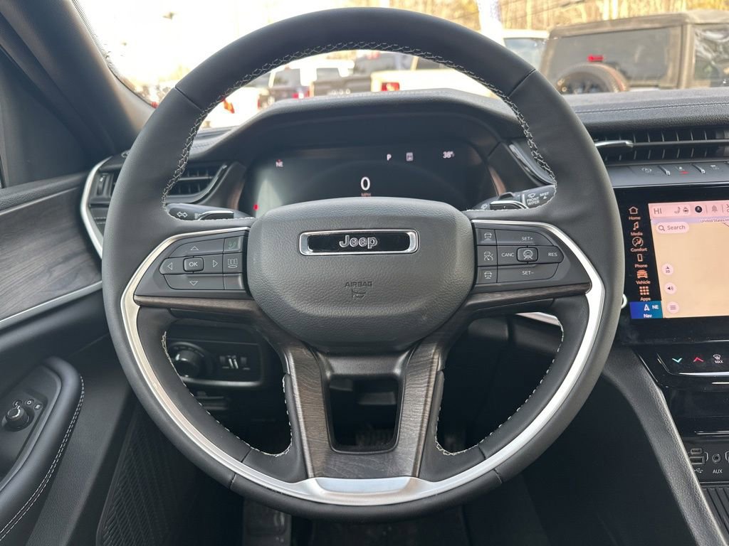 New 2026 Jeep Grand Cherokee Laredo image 15