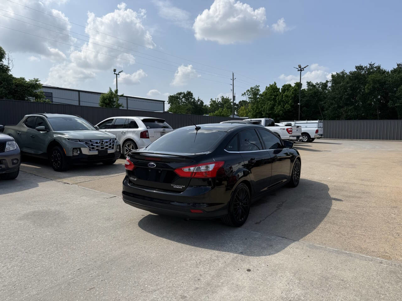 Used 2014 Ford Focus Titanium FWD image 5