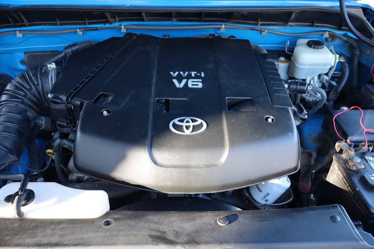 Used 2007 Toyota FJ Cruiser 4WD image 36