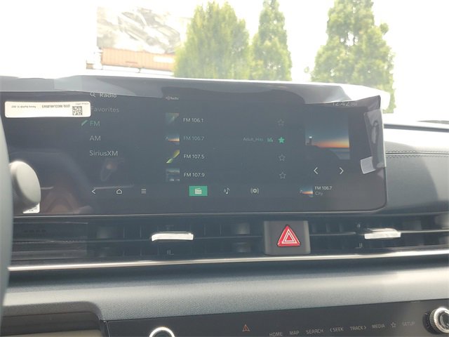 New 2026 Kia Carnival EX image 21