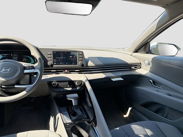 New 2026 Hyundai Elantra Blue image 22