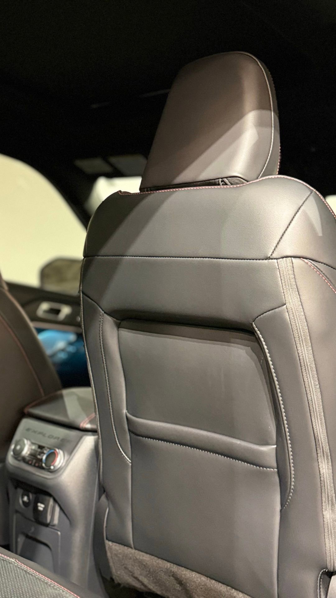 Used 2025 Ford Explorer ST w/ Sun And Sound Package image 70