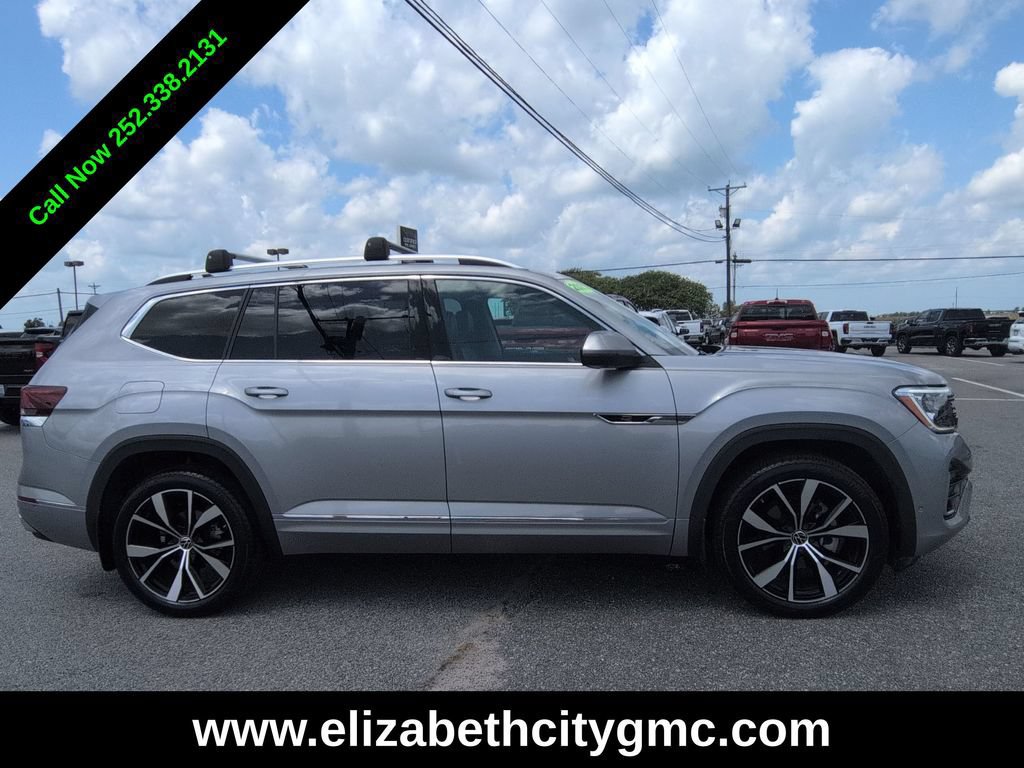 Used 2024 Volkswagen Atlas SEL Premium R-Line AWD/4WD image 5