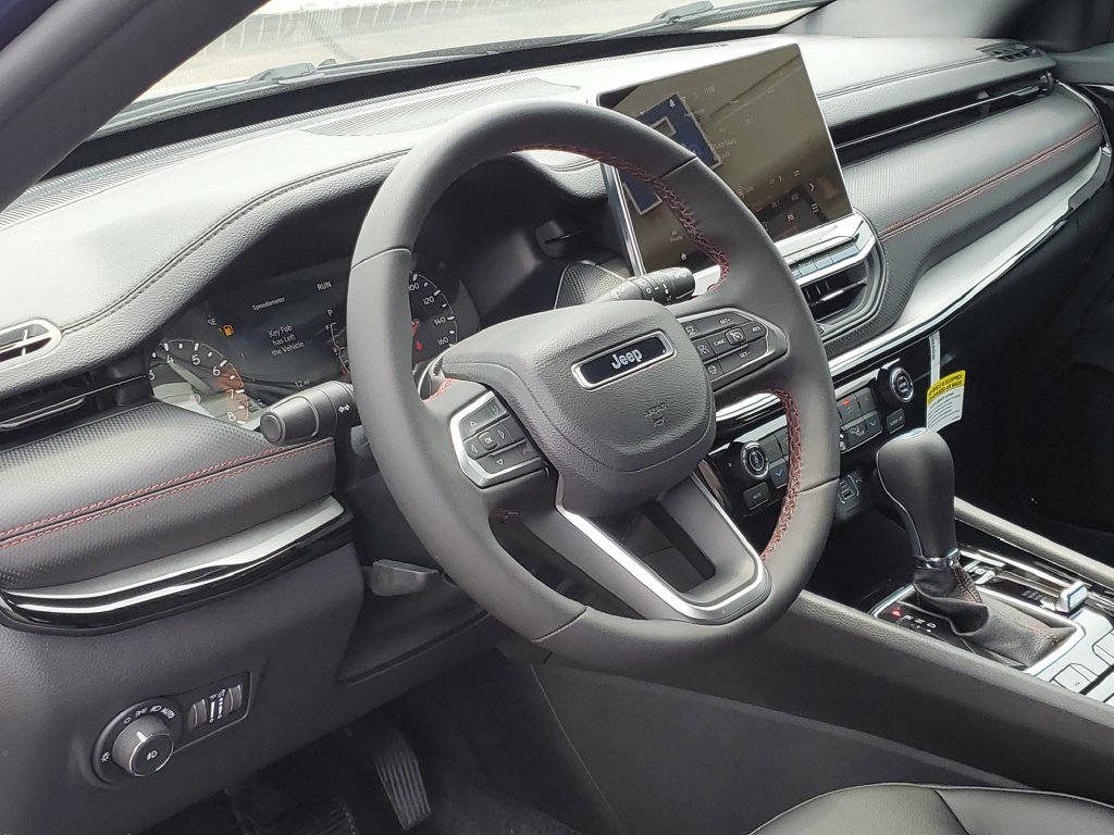 New 2026 Jeep Compass Trailhawk AWD/4WD image 7