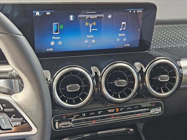 Used 2026 Mercedes-Benz GLB 250 image 14