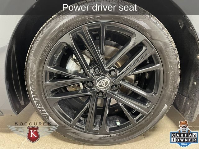 Used 2025 Toyota Camry SE w/ Convenience Package FWD image 8