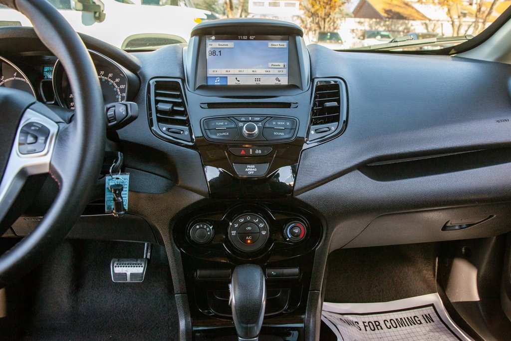 Used 2019 Ford Fiesta ST-Line image 15