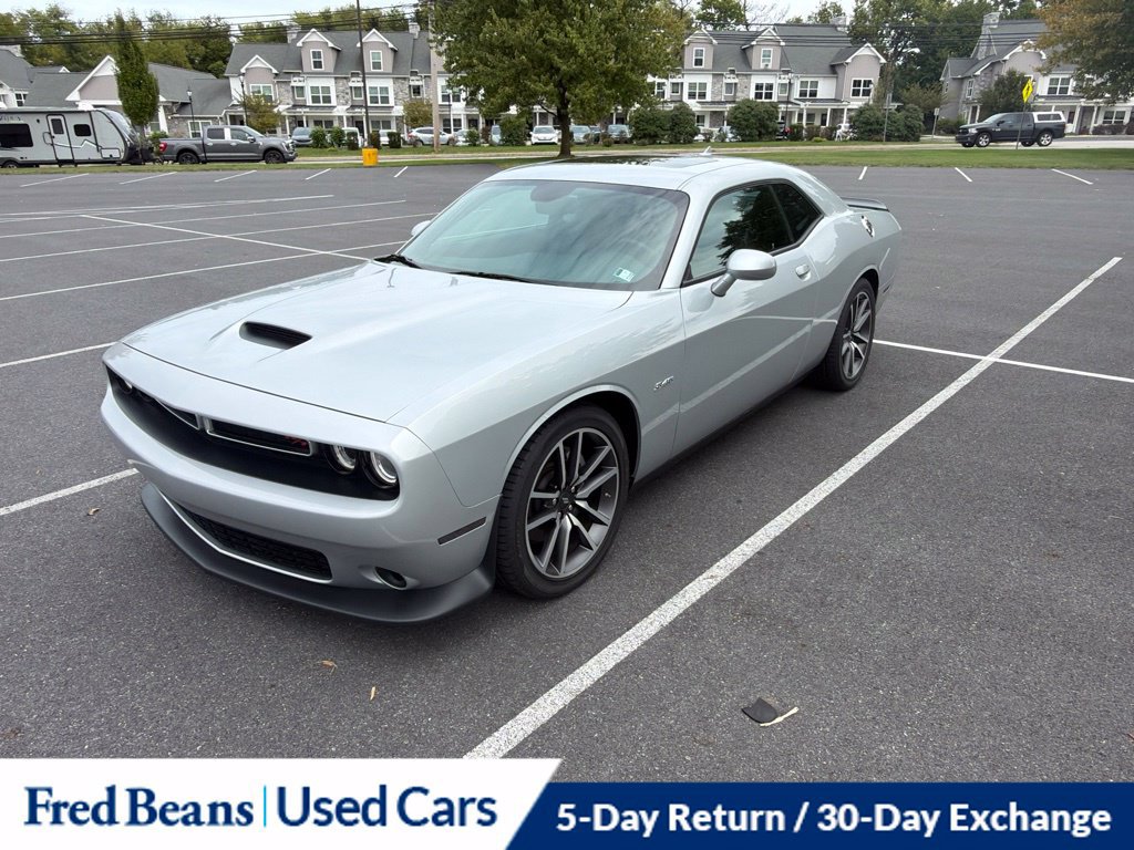 Used 2023 Dodge Challenger R/T w/ Cold Weather Group RWD image 9