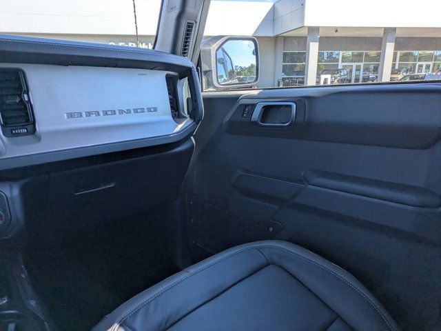 New 2025 Ford Bronco Outer Banks image 19