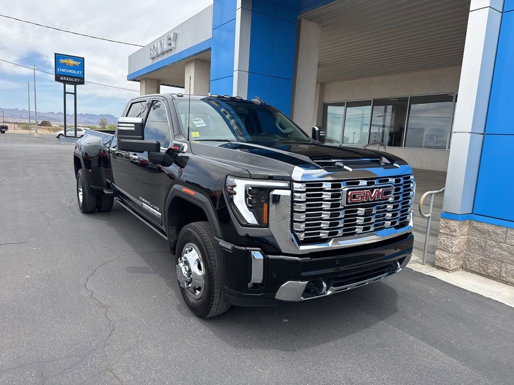Used 2025 GMC Sierra 3500 Denali w/ Denali Reserve Package AWD/4WD video 1