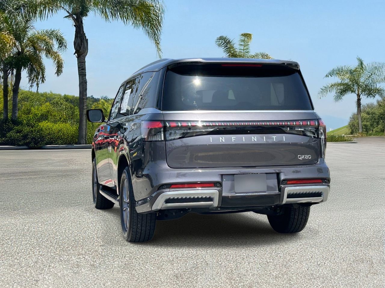 Certified 2025 INFINITI QX80 Pure w/ Cargo Package image 4