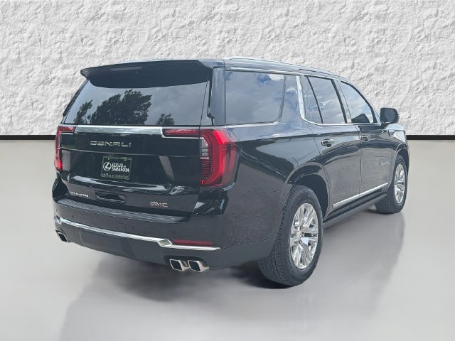 Used 2026 GMC Yukon Denali w/ Sun & Power Step Package RWD image 3