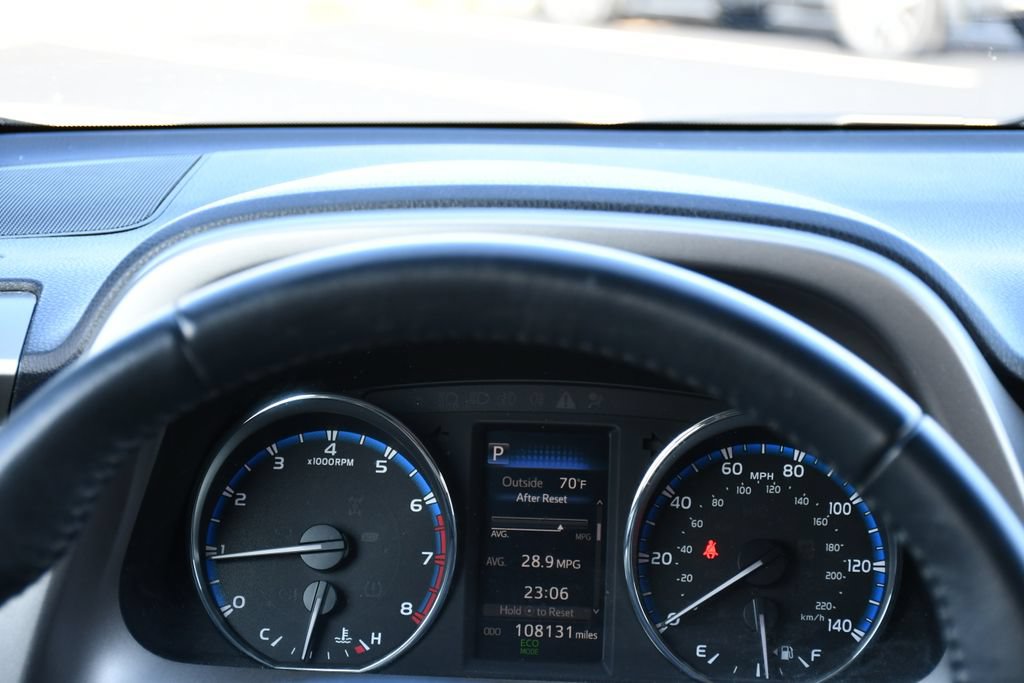 Used 2016 Toyota RAV4 XLE AWD/4WD image 24