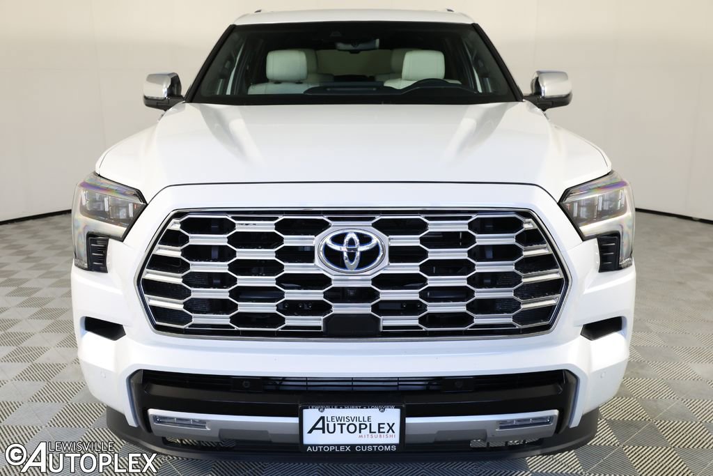 Used 2023 Toyota Sequoia Capstone image 2