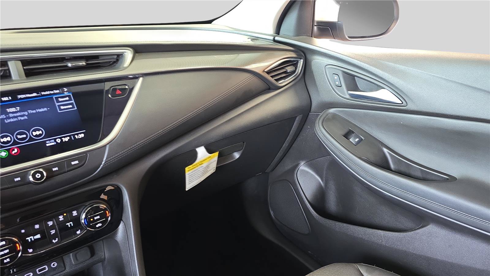 Used 2023 Buick Encore GX Select w/ Sport Touring Package FWD image 25