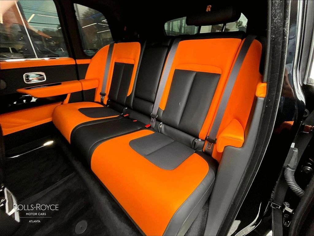 Certified 2025 Rolls-Royce Cullinan image 23