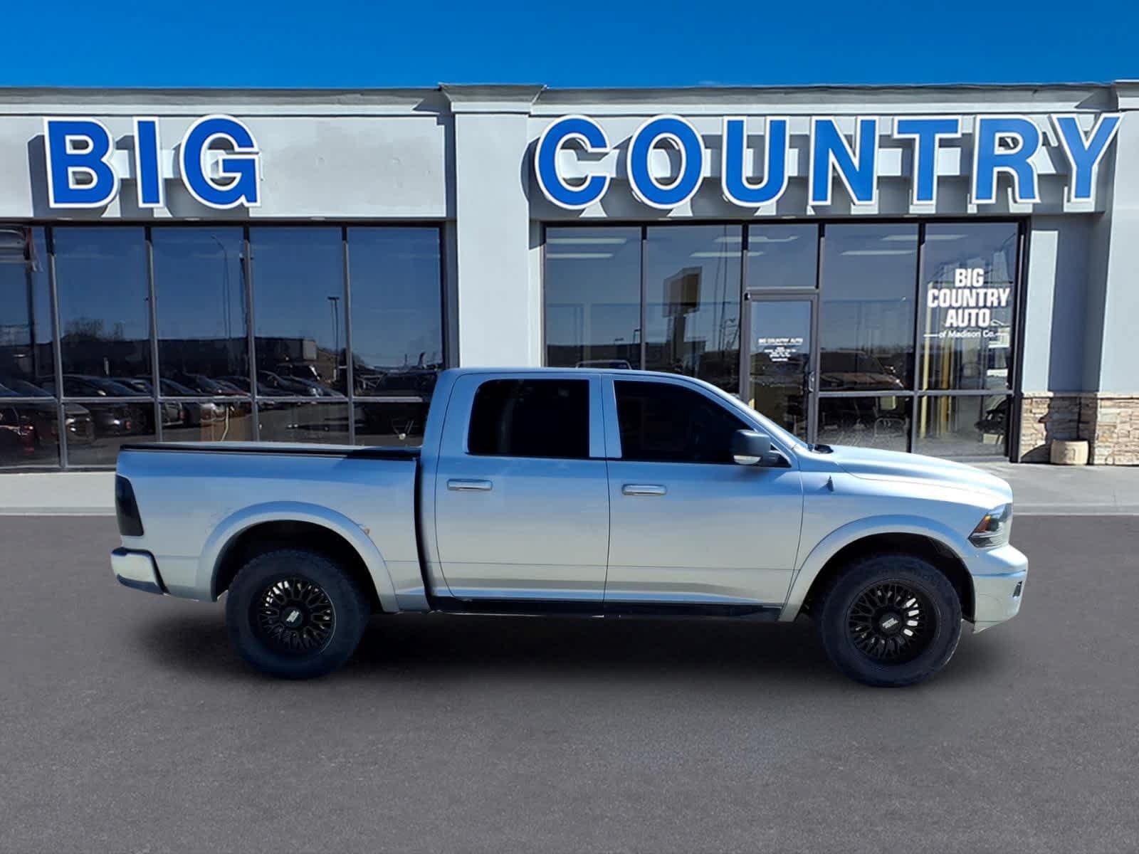 Used 2010 Dodge Ram 1500 Truck Laramie AWD/4WD image 4