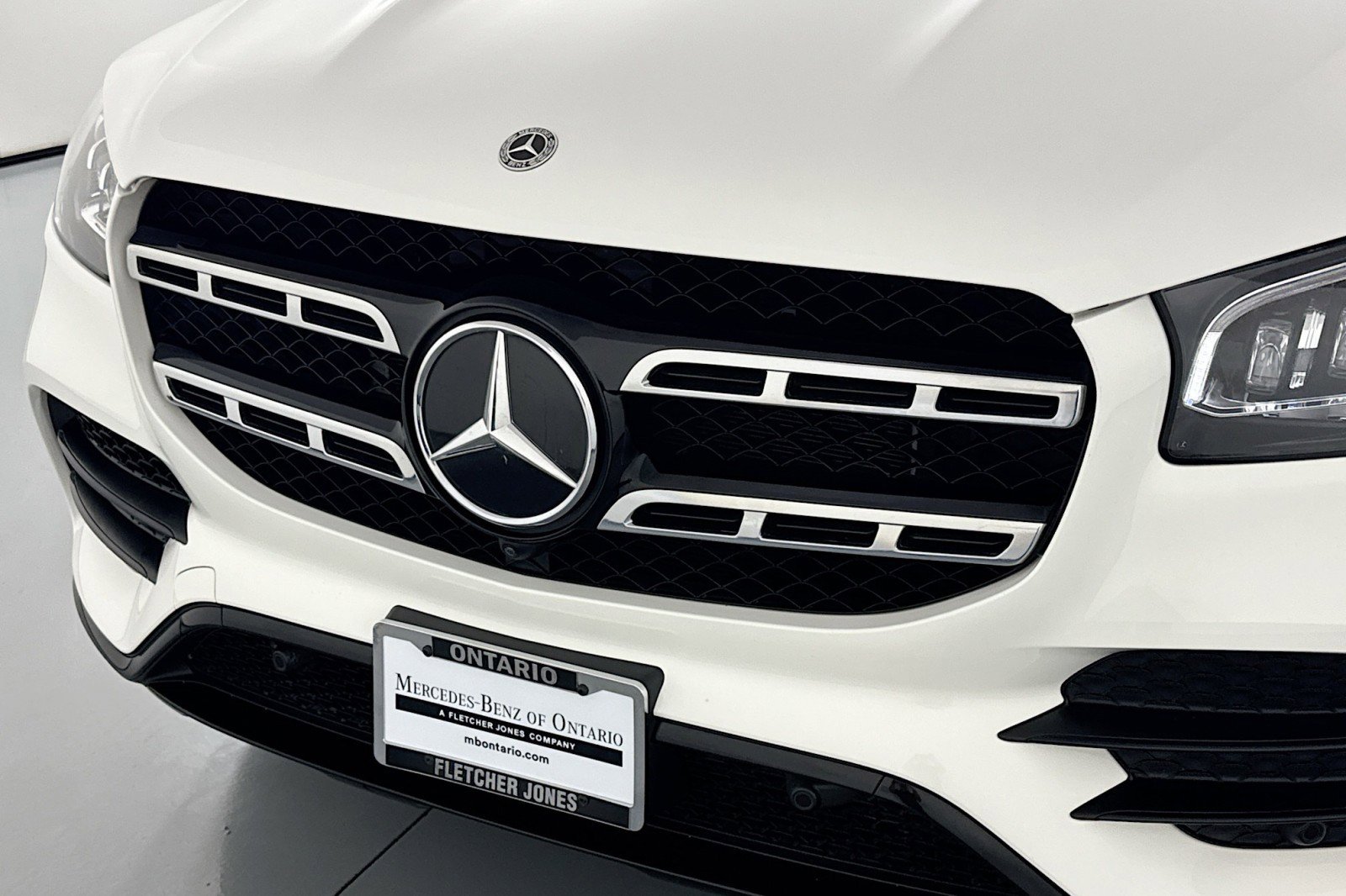 Used 2022 Mercedes-Benz GLS 450 4MATIC image 13