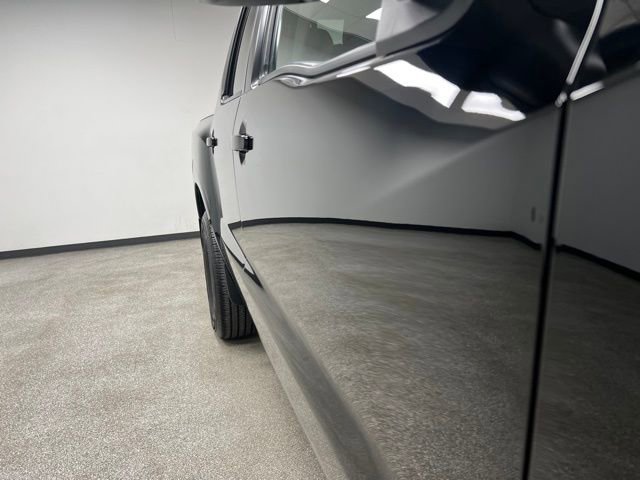 Used 2024 Nissan Frontier SV w/ Technology Package image 12