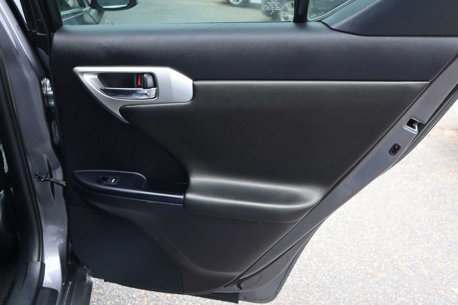 Used 2012 Lexus CT 200h image 17