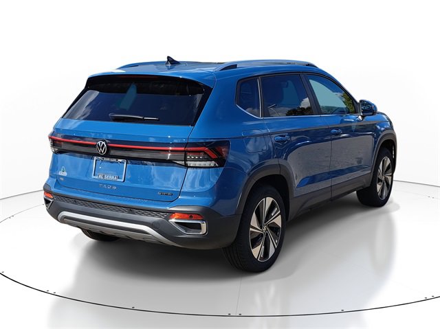 New 2025 Volkswagen Taos SE image 4