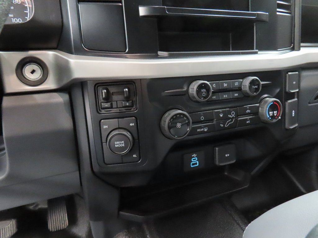 Used 2024 Ford F550 4x4 Crew Cab Super Duty image 55