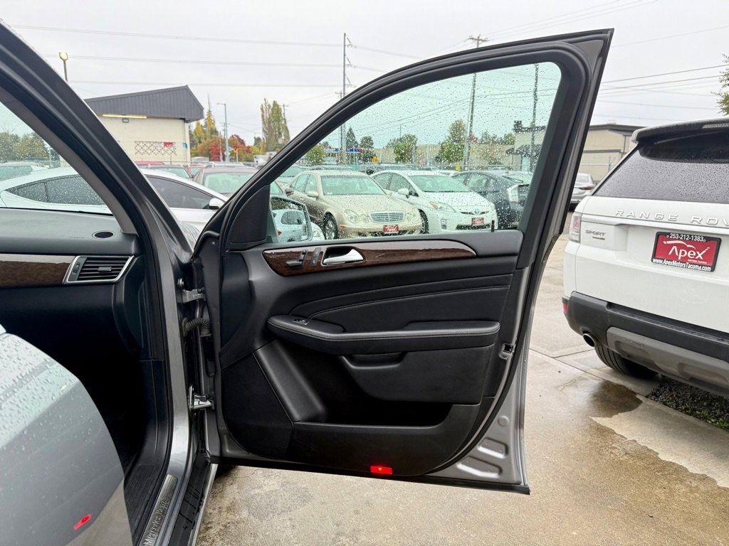 Used 2013 Mercedes-Benz ML 350 2WD image 16