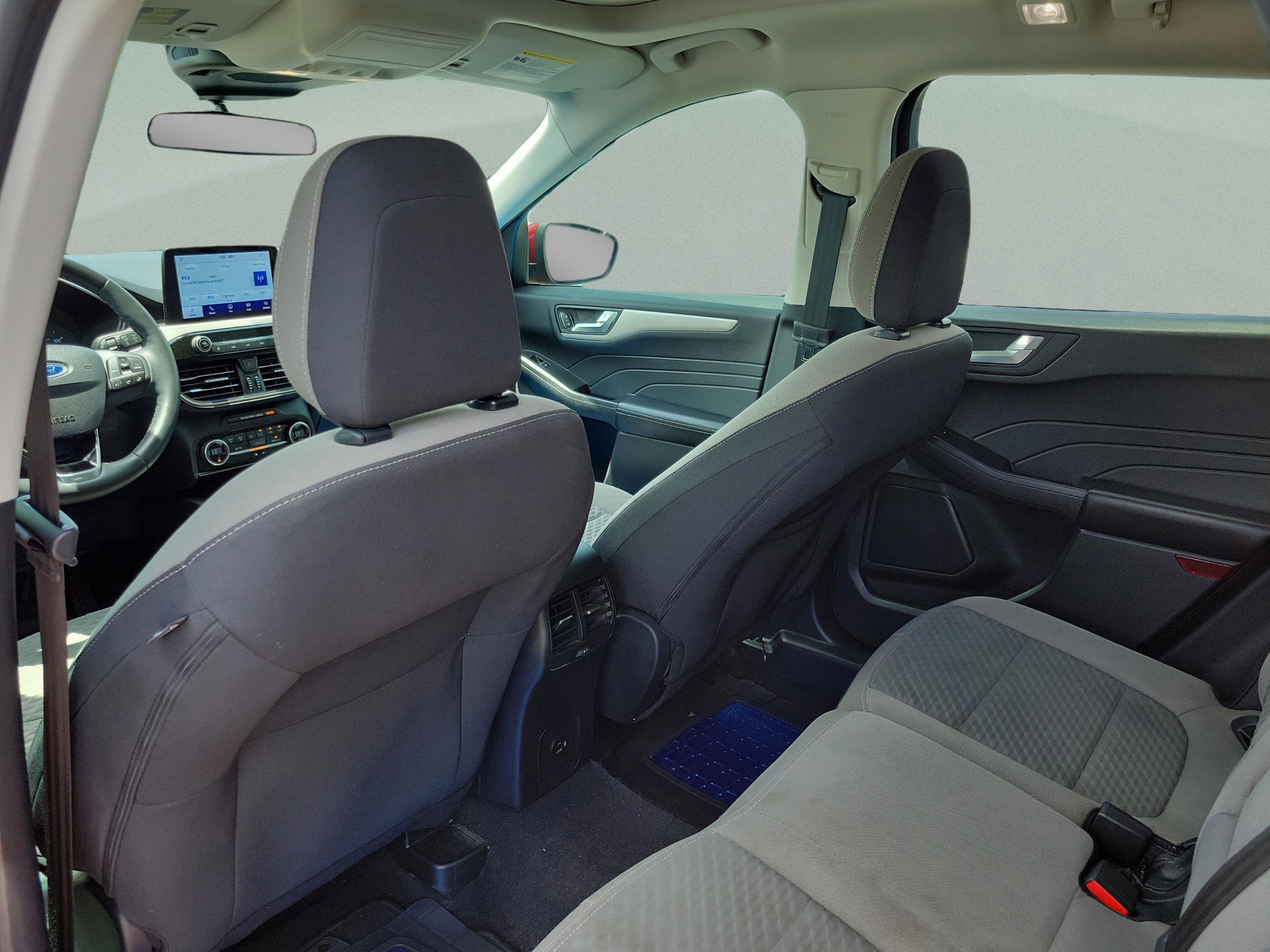 Used 2021 Ford Escape SE w/ Convenience Package FWD image 12