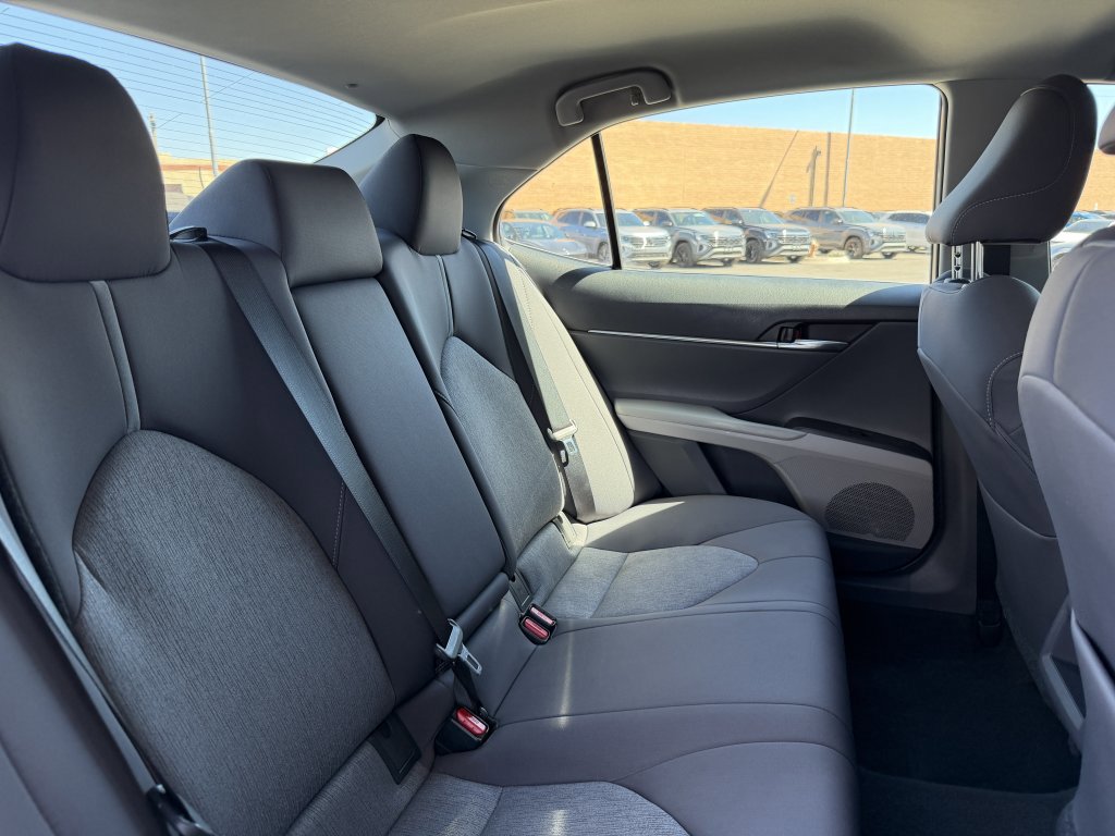 Used 2021 Toyota Camry LE image 34