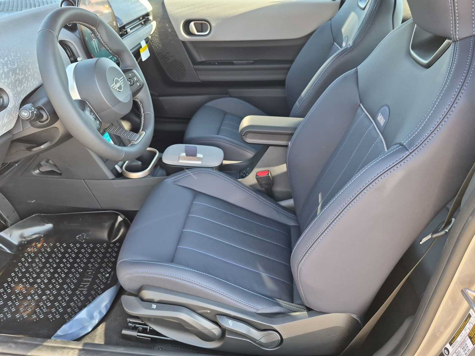 New 2027 MINI Cooper 2-Door Hardtop FWD image 16