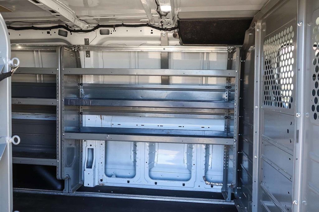 Used 2019 Ford Transit 250 130 Low Roof RWD image 24