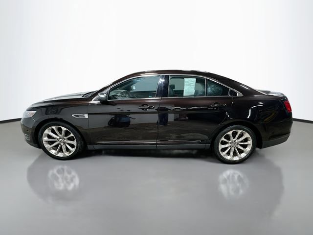 Used 2014 Ford Taurus Limited w/ Equipment Group 301A FWD image 9