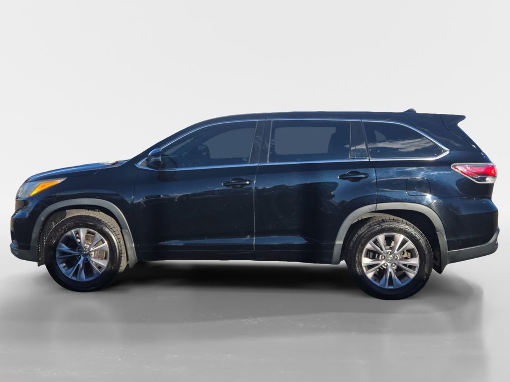 Used 2014 Toyota Highlander Plus image 2
