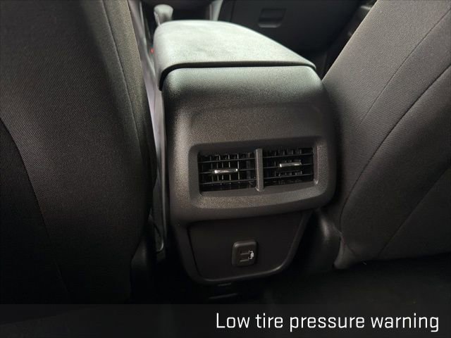 Used 2024 Chevrolet Equinox LT image 27