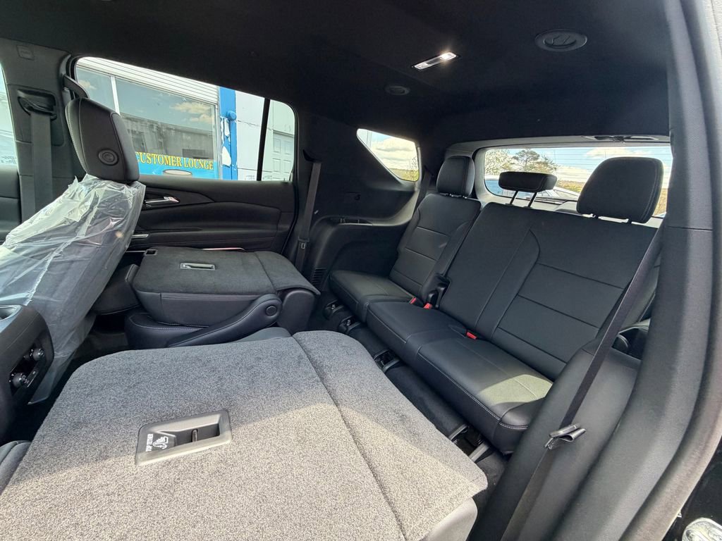 New 2026 Chevrolet Traverse LT AWD/4WD image 11