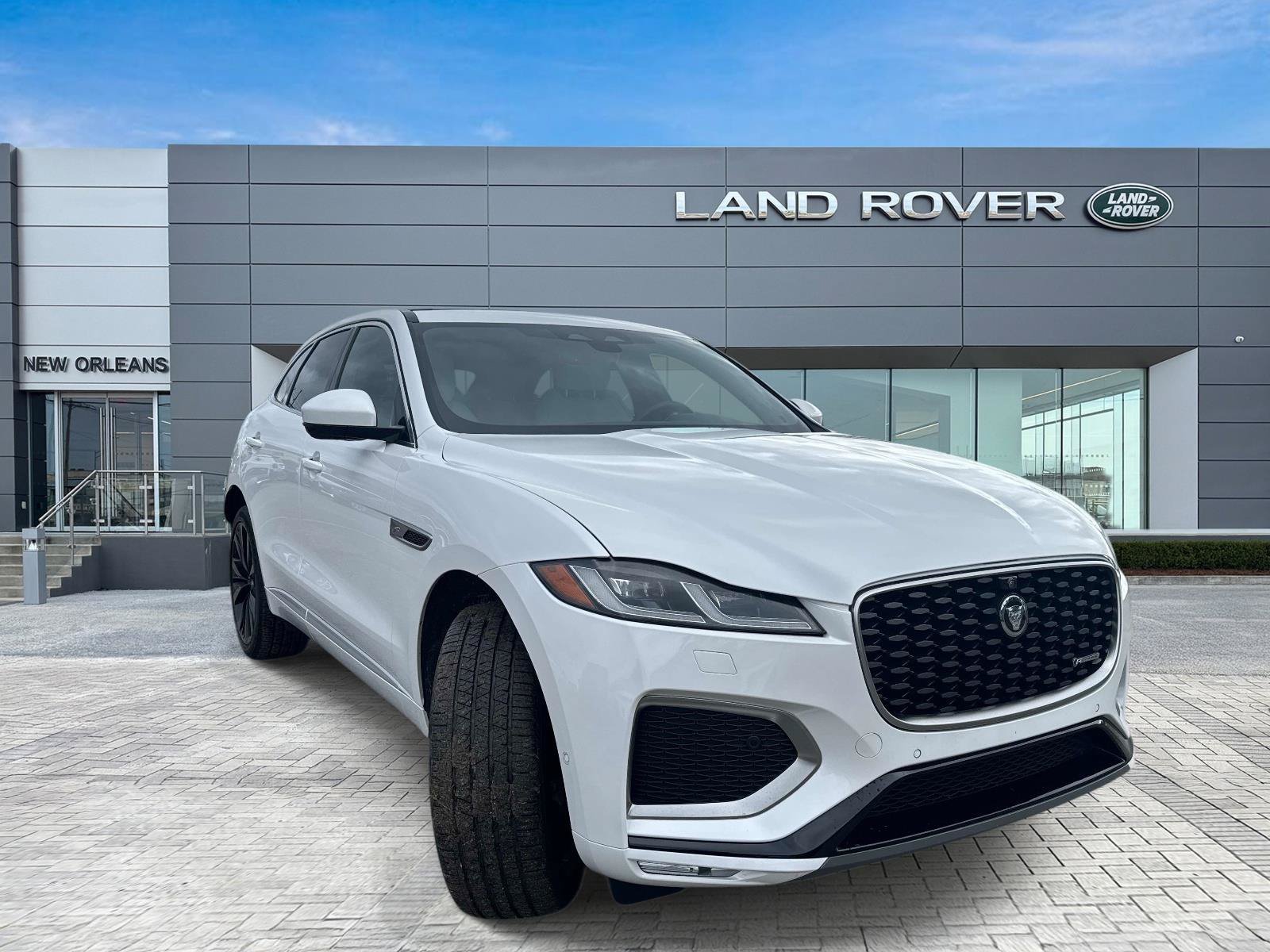Used 2025 Jaguar F-PACE R-Dynamic S AWD/4WD image 5
