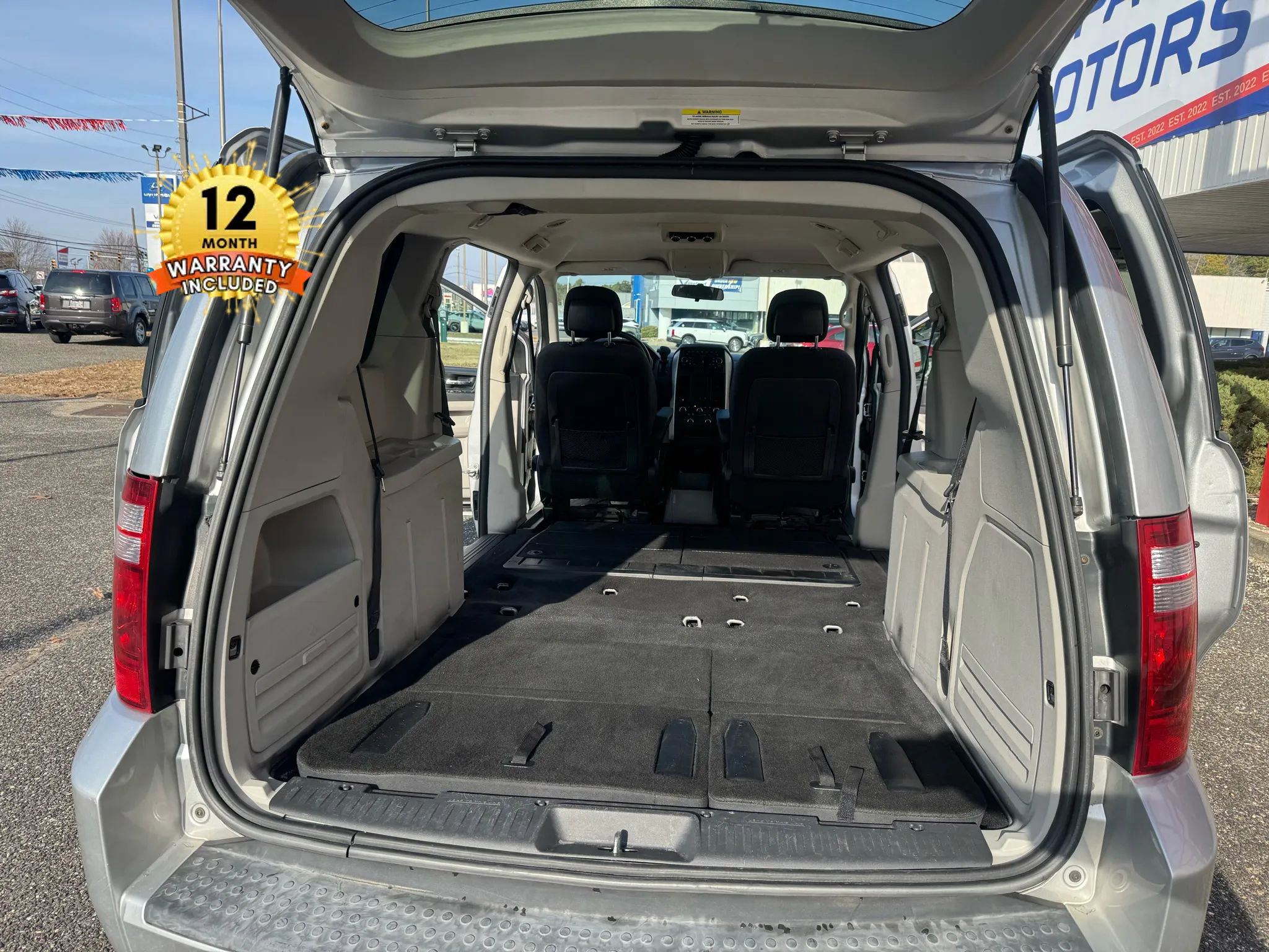 Used 2010 Dodge Grand Caravan SE w/ Climate Group image 22