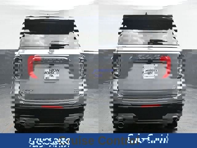 Used 2023 Ford Explorer Limited w/ Equipment Group 301A image 10