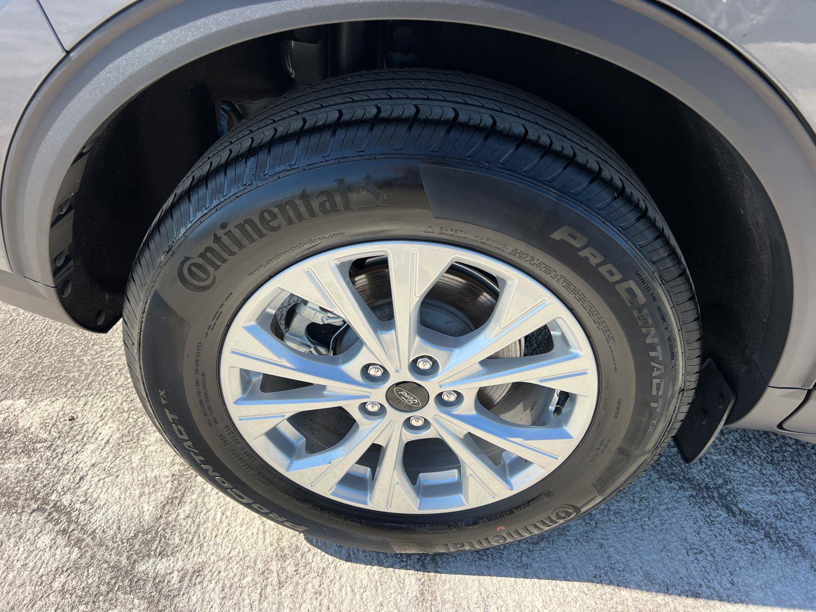Used 2025 Ford Escape Active AWD/4WD image 17