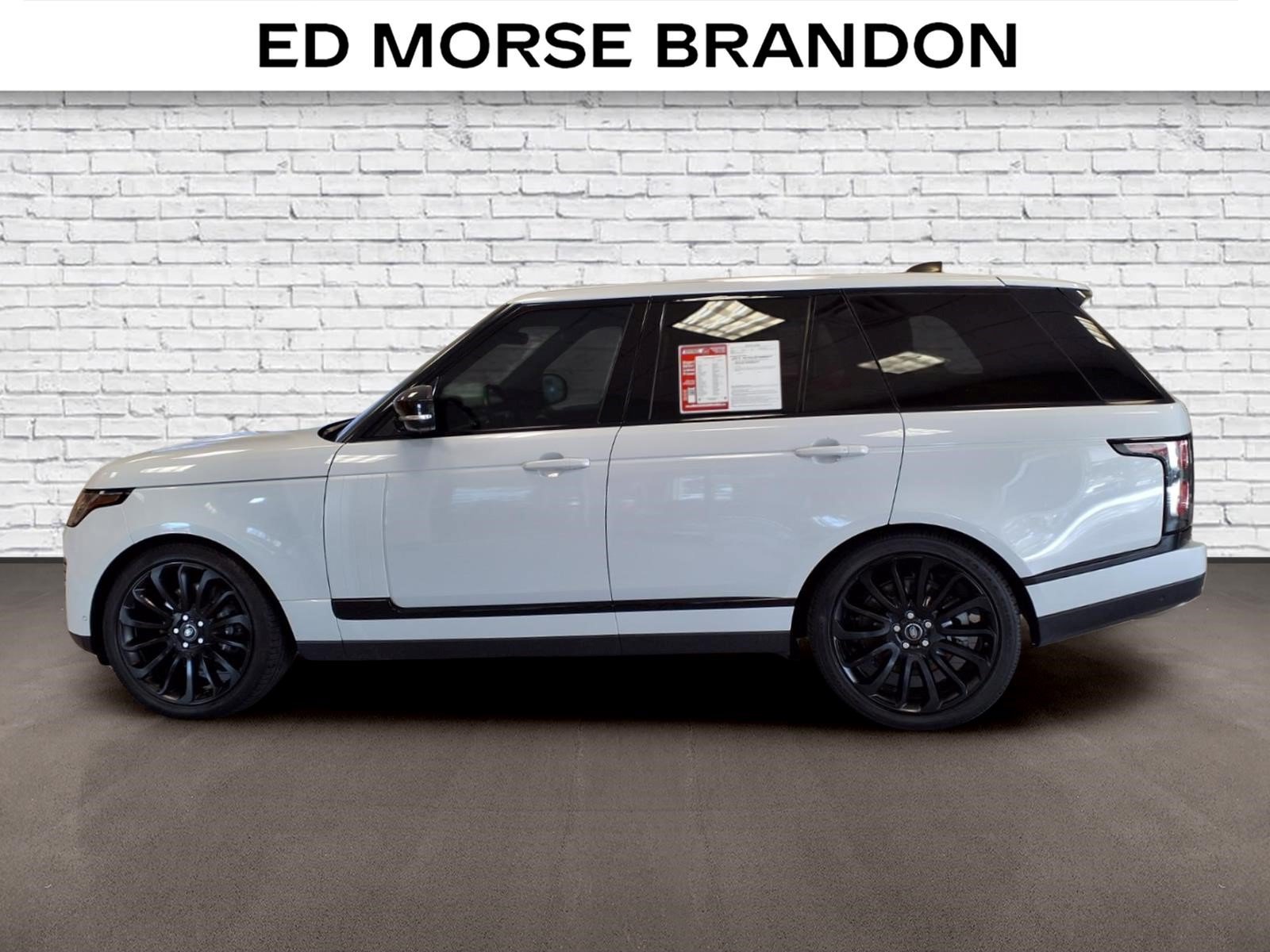 Used 2019 Land Rover Range Rover Supercharged AWD/4WD image 2