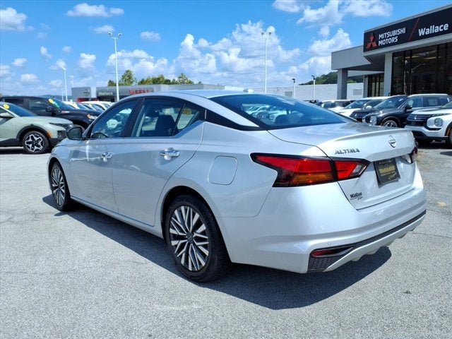 Certified 2024 Nissan Altima 2.5 SV FWD image 7