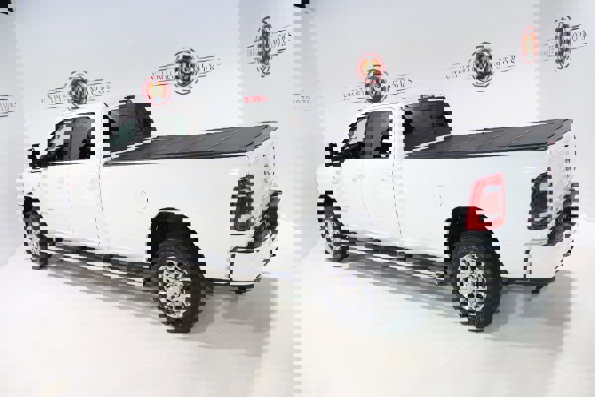 Used 2024 RAM 3500 Laramie image 14