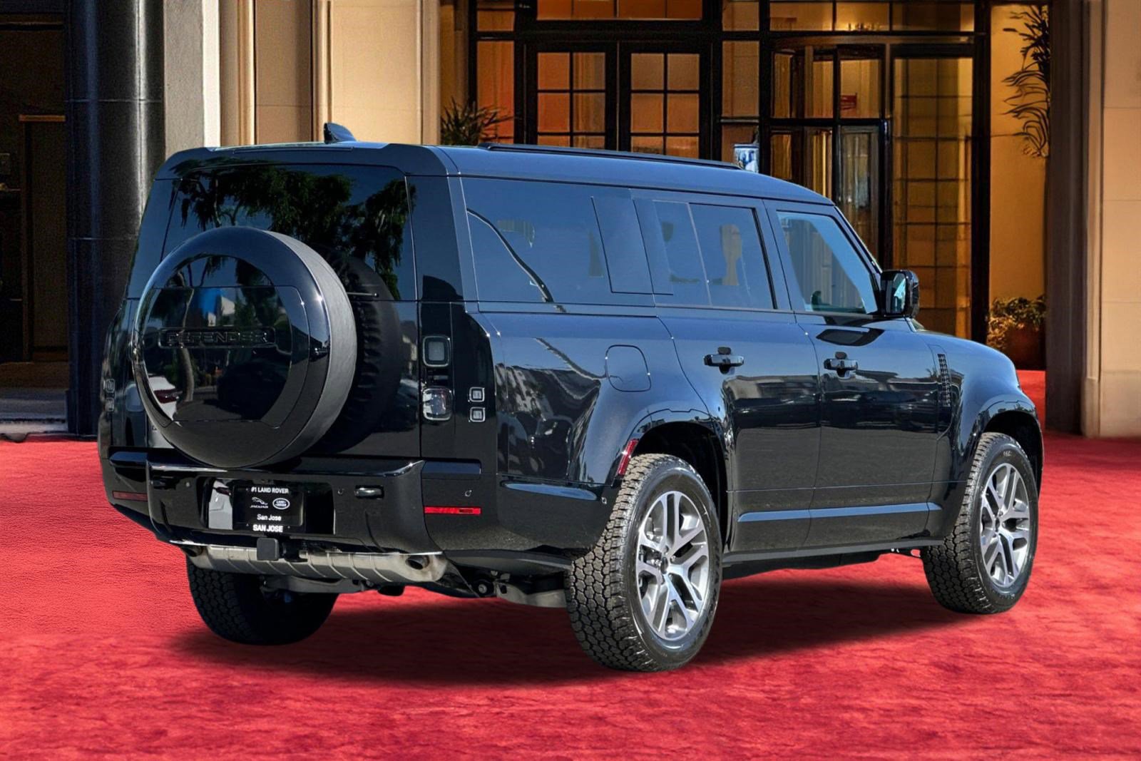 New 2026 Land Rover Defender 130 X-Dynamic SE image 8