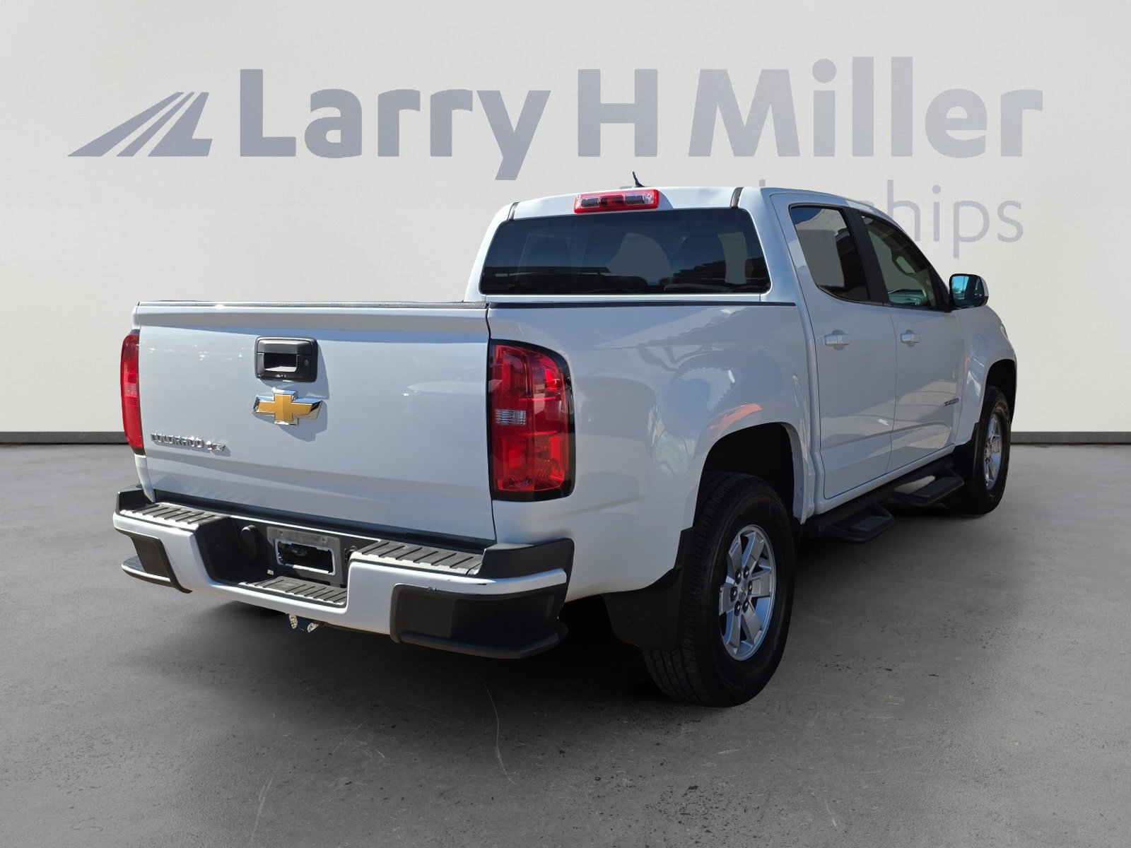 Used 2018 Chevrolet Colorado W/T w/ WT Convenience Package image 5