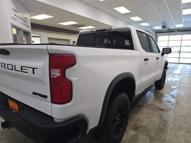 Used 2025 Chevrolet Silverado 1500 ZR2 w/ Technology Package image 7