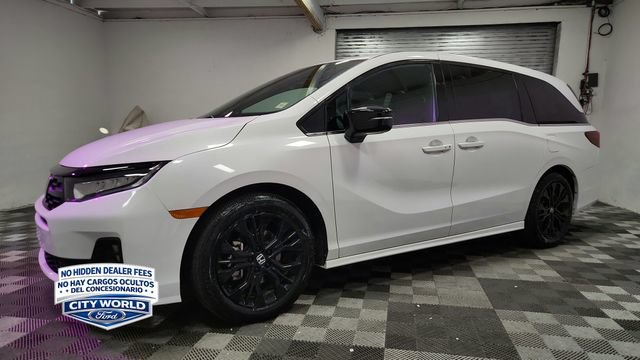 Used 2025 Honda Odyssey Sport-L image 4